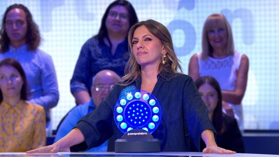 El incre&iacute;ble fallo de Ana Ruiz con &lsquo;Las babys&rsquo; de Aitana: &iexcl;y culpa a Roberto Leal!
