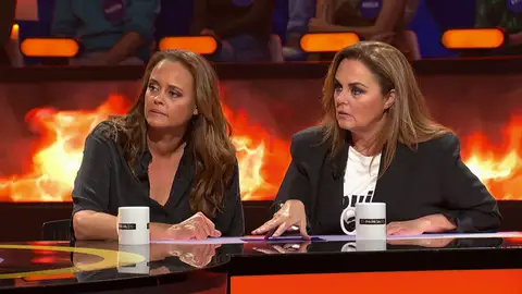 La confesión de Carmen Morales y Shaila Dúrcal: “Nos cabreó que dijeran que nuestro padre estaba liado con Juan Gabriel” La confesión de Carmen Morales y Shaila Dúrcal: “Nos cabreó que dijeran que nuestro padre estaba liado con Juan Gabriel”