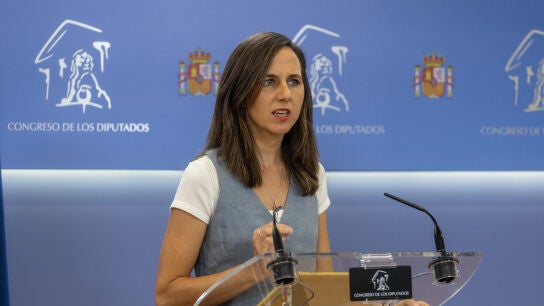 La portavoz de Podemos en el Congreso, Ione Belarra, durante una rueda de prensa anterior a la Junta de Portavoces, en el Congreso de los Diputados, a 1 de octubre de 2025, en Madrid (Espa&ntilde;a).01 OCTUBRE 2025;RUEDAS;CONGRESO;Eduardo Parra / Europa Press01/10/2025