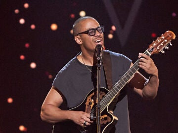 Andr&eacute;s James, talent de La Voz
