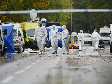 Imagen del ataque terrorista en una sinagoga de Manchester Imagen del ataque terrorista en una sinagoga de Manchester