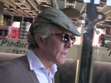 Alfonso D&iacute;ez llegando a Sevilla