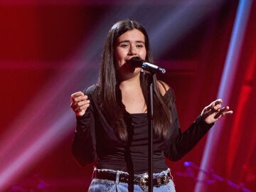 Eva, talent de La Voz