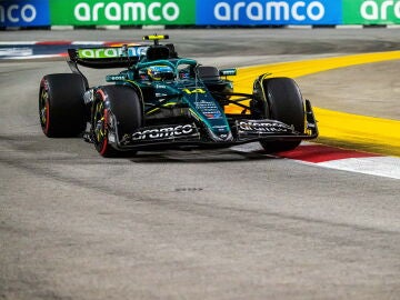Fernando Alonso durante la qualy de Singapur