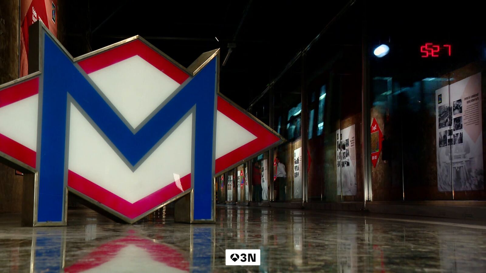 La estación de metro 'fantasma' de Gaudí abre sus puertas: 