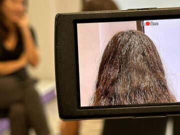 "Su vida queda marcada para siempre", padres y víctimas del ciberacoso aplauden la ley gallega que permitirá borrar la huella digital 