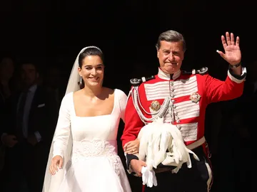 Bárbara Mirjan y Cayetano Martínez de Irujo tras casarse Bárbara Mirjan y Cayetano Martínez de Irujo tras casarse