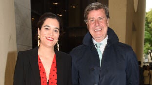 Cayetano Mart&iacute;nez de Irujo y B&aacute;rbara Mirjan. 