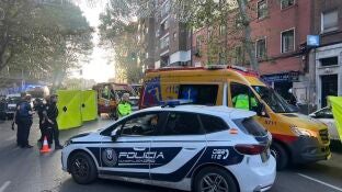 Detenido un conductor por atropellar a dos j&oacute;venes que descargaban mercanc&iacute;a en Carabanchel, Madrid
