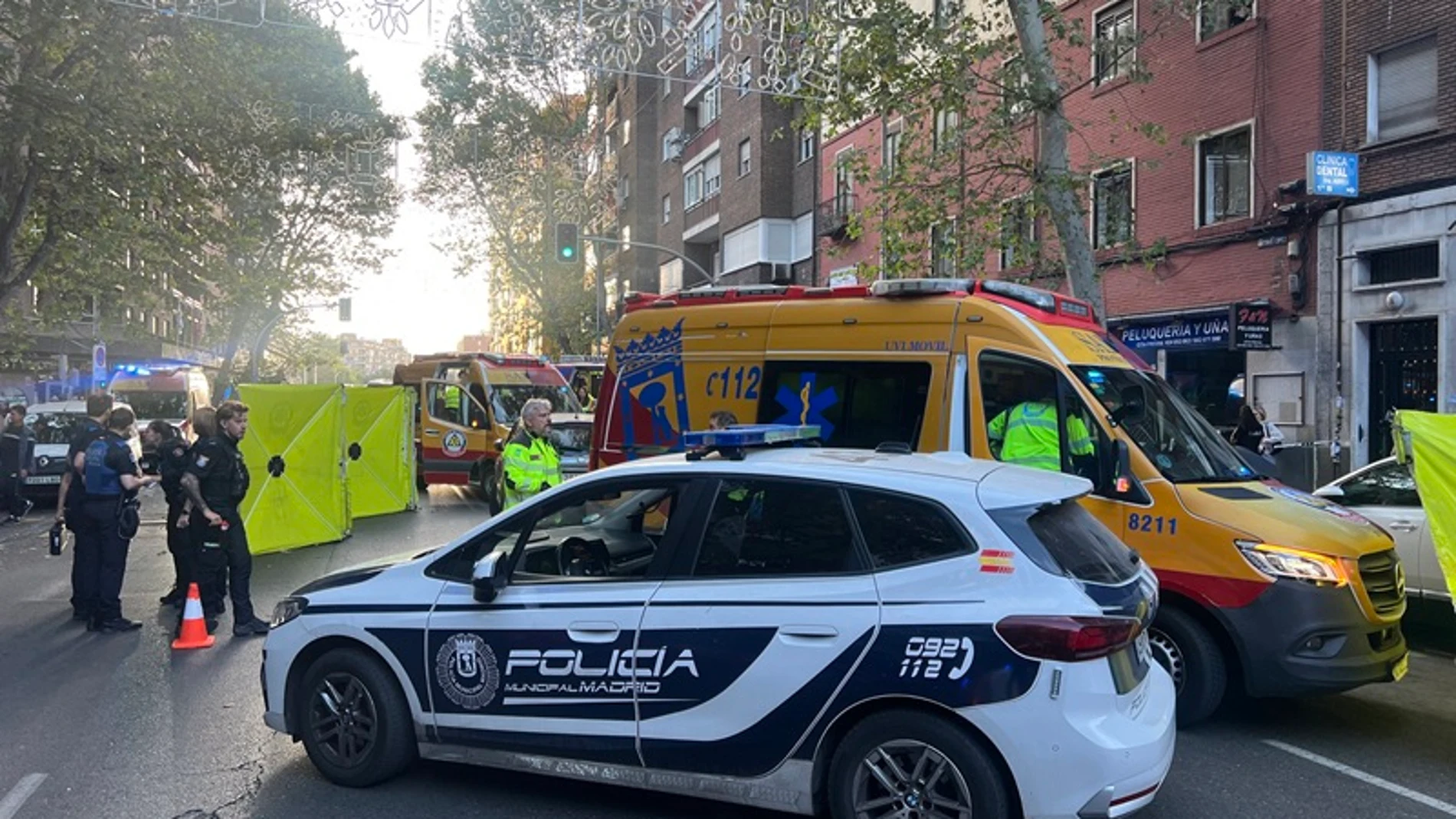 Detenido un conductor por atropellar a dos jóvenes que descargaban mercancía en Carabanchel, Madrid Detenido un conductor por atropellar a dos jóvenes que descargaban mercancía en Carabanchel, Madrid