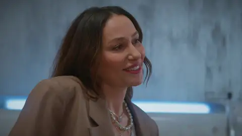 ¡Naz se sincera con la persona equivocada! Le confiesa a Bahar sus sentimientos por Evren ¡Naz se sincera con la persona equivocada! Le confiesa a Bahar sus sentimientos por Evren