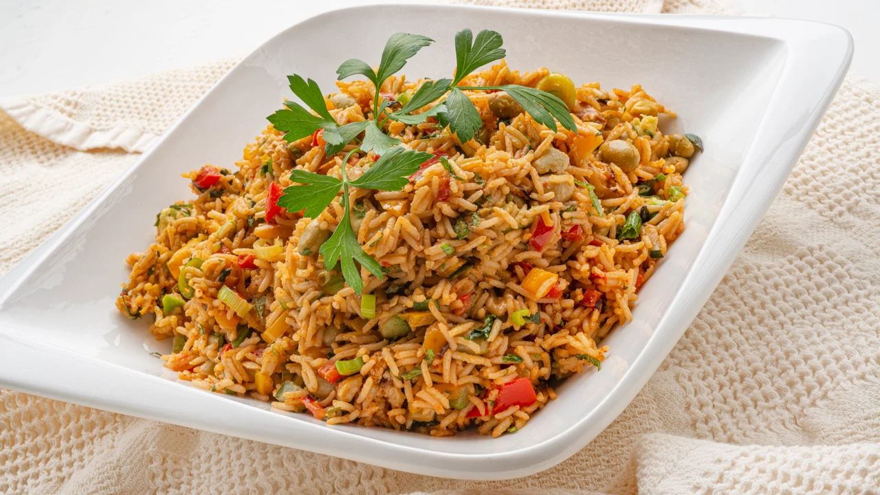 ensalada de arroz crispy con un toque picante