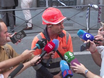 El operario asegura que el derrumbe se ha producido en el interior del edificio
