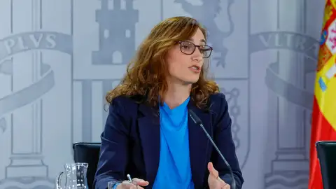 La minsitra de Sanidad, Mónica García durante la rueda de prensa posterior a la reunión del Consejo de Ministros La minsitra de Sanidad, Mónica García durante la rueda de prensa posterior a la reunión del Consejo de Ministros