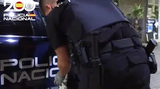 Imagen de recurso de un agente de la Policía Nacional Imagen de recurso de un agente de la Policía Nacional REMITIDA / HANDOUT por POLICÍA NACIONAL Fotografía remitida a medios de comunicación exclusivamente para ilustrar la noticia a la que hace referencia la imagen, y citando la procedencia de la imagen en la firma 05/10/2025