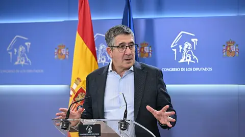 El portavoz del PSOE, Patxi López, en el Congreso El portavoz del PSOE, Patxi López, en el Congreso