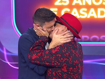 Besos y mucha pasi&oacute;n con Paz Padilla y Jos&eacute; Corbacho en Emparejados: este s&aacute;bado, &uacute;ltimo programa de la temporada