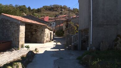 Un asesino múltiple se instala en una aldea de Ourense ante el miedo de sus vecinos: 
