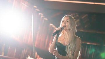 ¡Magnética! Ana Mena sorprende interpretando en directo su nuevo tema 'Lárgate'
