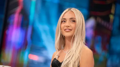 "Hay algún bloqueo que me ha dolido": Ana Mena nos adelanta lo que veremos en la próxima edición de La Voz Kids "Hay algún bloqueo que me ha dolido": Ana Mena nos adelanta lo que veremos en la próxima edición de La Voz Kids