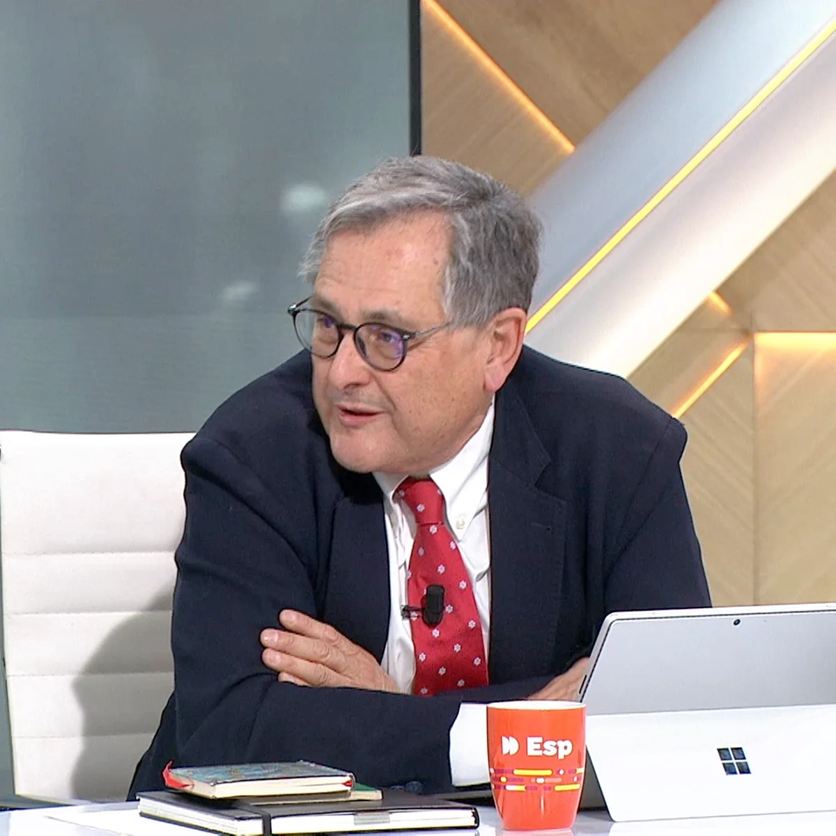 Paco Marhuenda, sobre el rechazo de Yolanda Díaz al plan de paz firmado entre Israel y Hamás: "Haciendo el ridículo, le debe gustar"