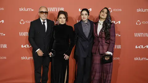 Gloria Estefan, su marido Emilio, su hija Emily y su novia, Gemeny Hernández Gloria Estefan, su marido Emilio, su hija Emily y su novia, Gemeny Hernández