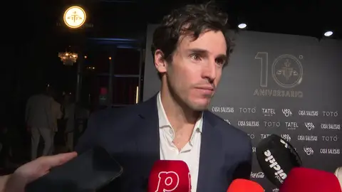 Íñigo Onieva con la prensa Íñigo Onieva con la prensa