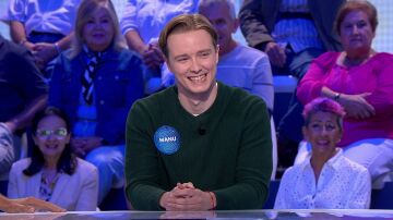 La memoria de Manu desata admiración y bromas tras un panel sobre Rosalía: “¡Tra, tra!”