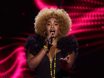 &ldquo;Desde Cuba ve&iacute;a La Voz&rdquo;: Shia emociona a todos y logra entrar al equipo de Mal&uacute; 