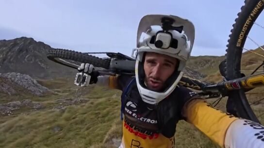 Borja P&eacute;rez se corona en la Trans-Nomad, la carrera m&aacute;s importante de Europa