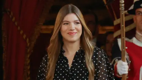 La infanta Sofía en el besamanos en el Palacio Real La infanta Sofía en el besamanos en el Palacio Real