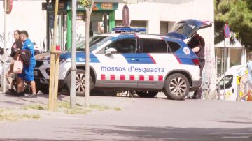Imagen de los mossos d'esquadra en Hospitalet de Llobregat.