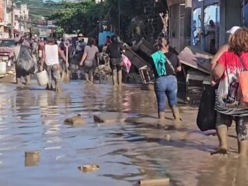 Aumentan a 47 el número de muertos por las lluvias torrenciales en México 