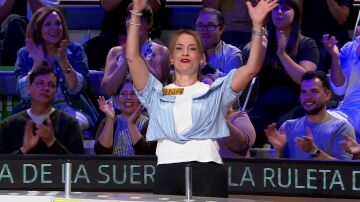 Ana se gana la expectación de todo el mundo con su historia