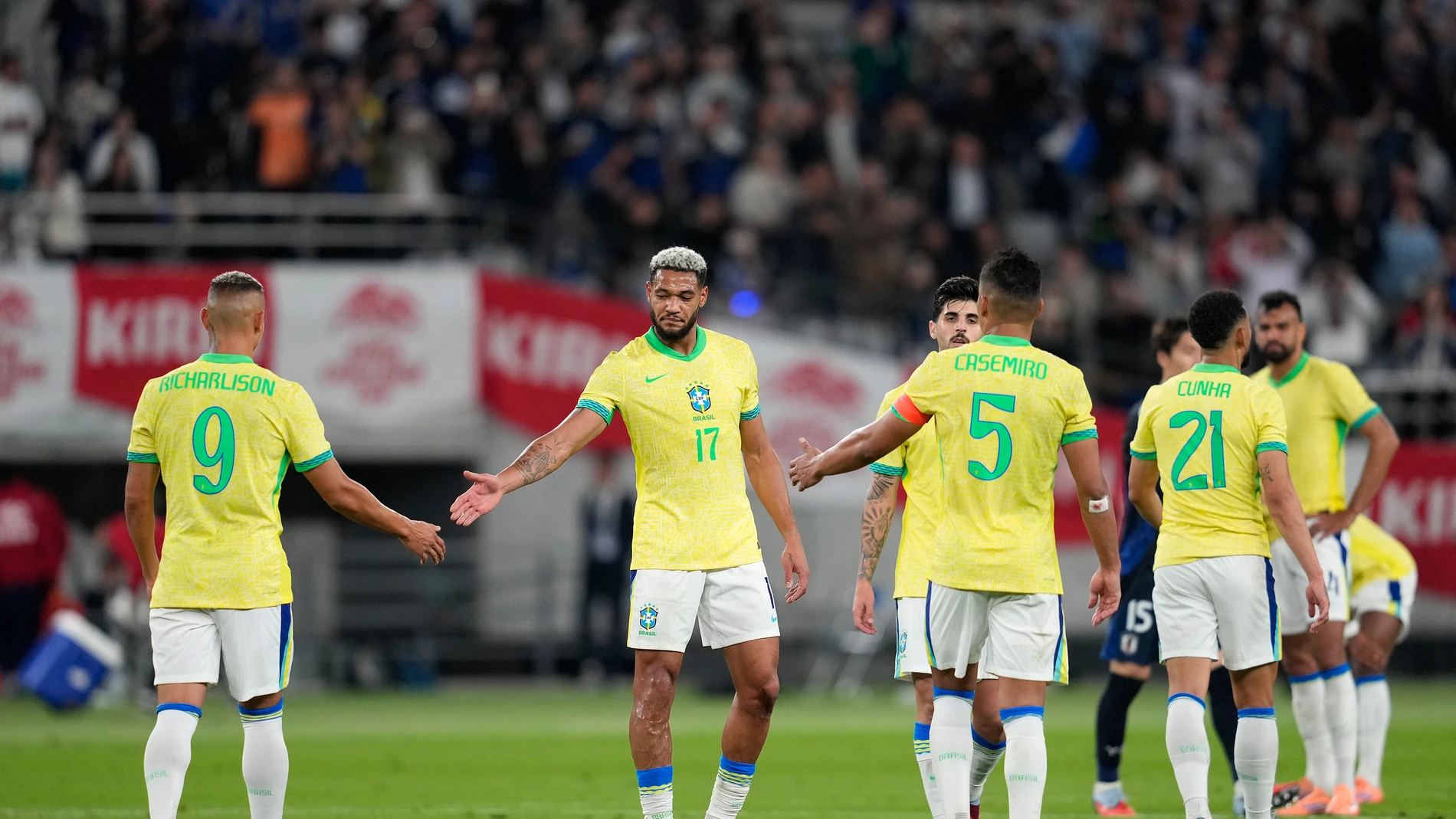 Los jugadores de Brasil tras caer 3-2 ante Japón Los jugadores de Brasil tras caer 3-2 ante Japón