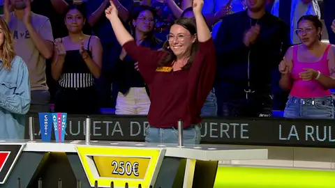 ¡Una tirada fantástica! Mónica consigue un Bote de 1.775 euros ¡Una tirada fantástica! Mónica consigue un Bote de 1.775 euros