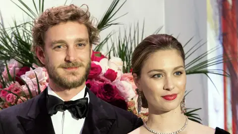 Beatrice Borromeo y Pierre Casiraghi en 2018 Beatrice Borromeo y Pierre Casiraghi en 2018