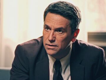 Gabriel le confiesa a María su plan para destruir para siempre Perfumerías De la Reina: “La caldera explotará”