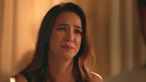 David reconoce haberse enamorado de Julia y rompe con Patricia: “Quiero el divorcio” David reconoce haberse enamorado de Julia y rompe con Patricia: “Quiero el divorcio”