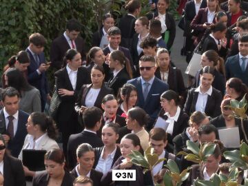 Hay cientos de candidatos que optan a un empleo como tripulante de cabina