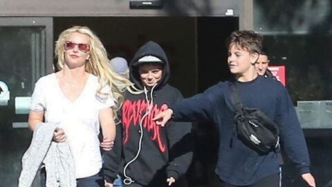 Britney Spears con sus dos hijos en 2018