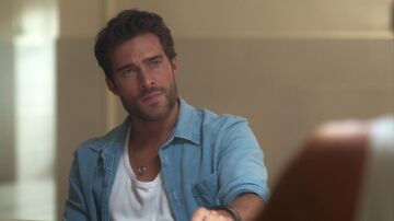 César acude a Saúl tras la muerte de su madre en busca de venganza: esta noche en La Encrucijada