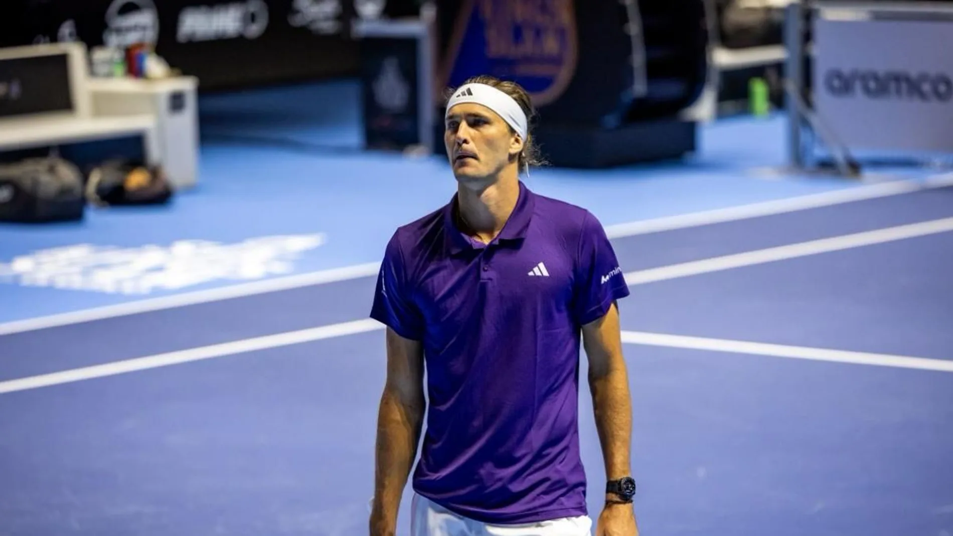 Alexander Zverev durante el partido ante Fritz en el Six Kings Slam Alexander Zverev durante el partido ante Fritz en el Six Kings Slam