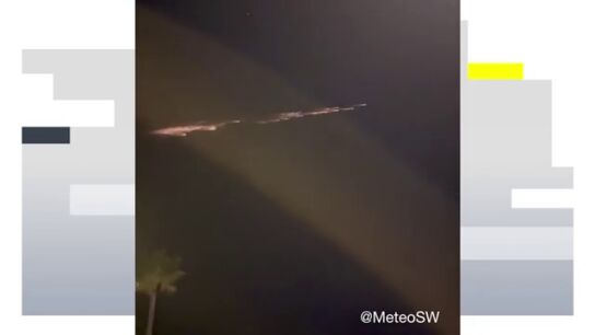 Una bola de fuego y un terremoto en Tenerife