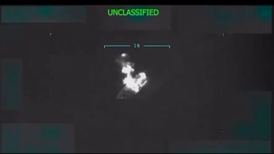 EEUU bombardea un barco cerca de Venezuela
