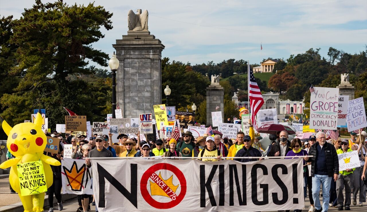 Millones de personas protestan en Europa y EEUU contra Trump bajo el lema "No Kings"