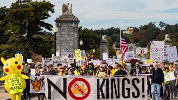 Millones de personas protestan en Europa y EEUU contra Trump bajo el lema "No Kings"