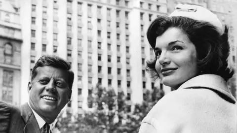 John F. Kennedy y Jacqueline Kennedy John F. Kennedy y Jacqueline Kennedy