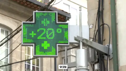 El calor retrasa la campaña de moda de otoño en Galicia los comerciantes piden frío y lluvia El calor retrasa la campaña de moda de otoño en Galicia los comerciantes piden frío y lluvia