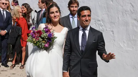 Blanca Llandres y Alberto Herrera tras casarse Blanca Llandres y Alberto Herrera tras casarse